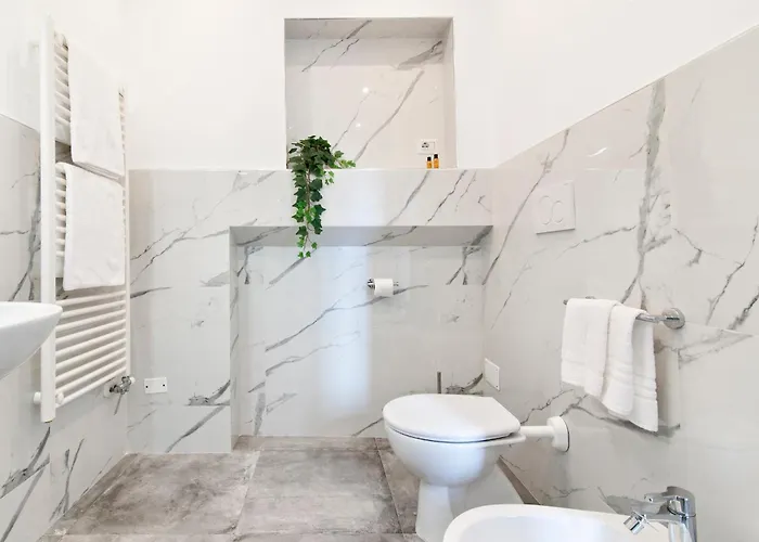 Liberty 招待所 3*